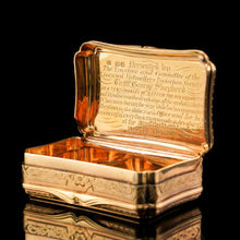 Load image into Gallery viewer, Antique Solid Silver Victorian Gilt Table Snuff Box with Original Fitted Box - Charles Rawlings &amp; William Summers 1854
