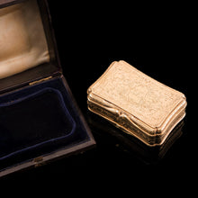 Load image into Gallery viewer, Antique Solid Silver Victorian Gilt Table Snuff Box with Original Fitted Box - Charles Rawlings &amp; William Summers 1854
