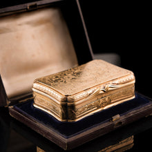 Load image into Gallery viewer, Antique Solid Silver Victorian Gilt Table Snuff Box with Original Fitted Box - Charles Rawlings &amp; William Summers 1854
