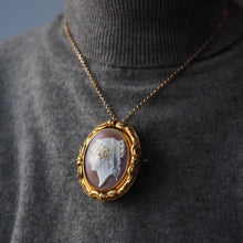 Load image into Gallery viewer, Magnificent Large Antique Victorian 18K Gold Cameo Brooch Pendant Locket - c.1860
