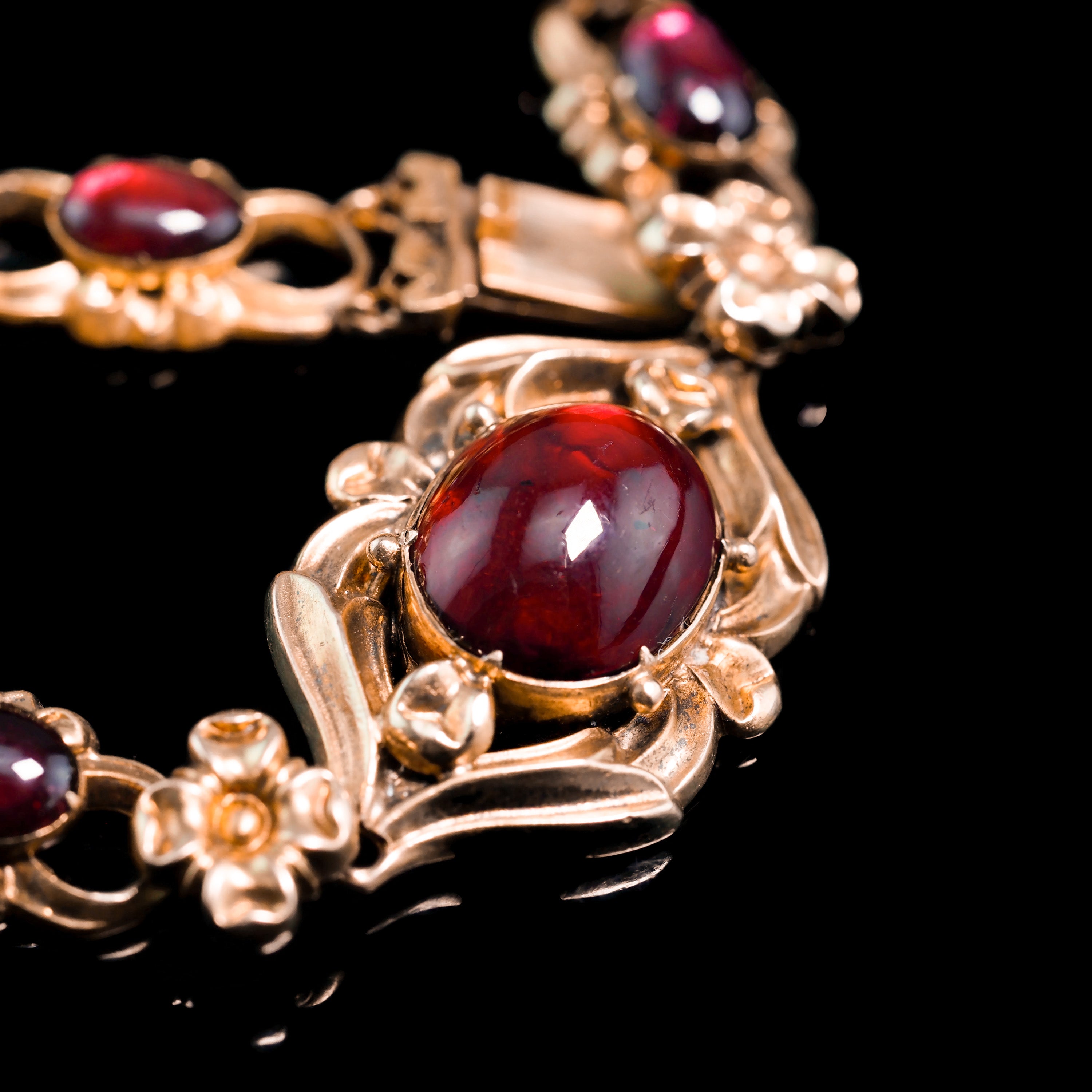 Antique Turn of the Century Bohemian Garnet Bracelet with Flower Design |  eBay