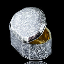 Load image into Gallery viewer, Antique French Solid Silver Niello Table Snuff Box - c.1880
