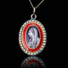 Load image into Gallery viewer, Antique Georgian Sepia Portrait Pendant Necklace 9K Gold c.1800
