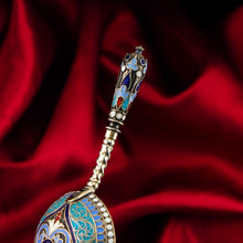 Load image into Gallery viewer, Antique Imperial Russian Solid Silver Caddy Spoon Cloisonne Enamel - Gustav Klingert 1891
