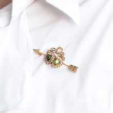 Load image into Gallery viewer, Antique Victorian Peridot &amp; Pearl Twin Heart Arrow Brooch 9K Gold - c.1900
