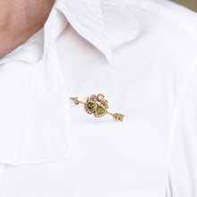 Load image into Gallery viewer, Antique Victorian Peridot &amp; Pearl Twin Heart Arrow Brooch 9K Gold - c.1900
