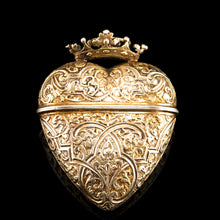 Load image into Gallery viewer, Antique Solid Silver Gilt Heart Shaped Box/Vinaigrette- 18th Century
