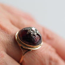 Load image into Gallery viewer, Antique Victorian Diamond Star Garnet Cabochon Ring 14ct Gold - c.1880
