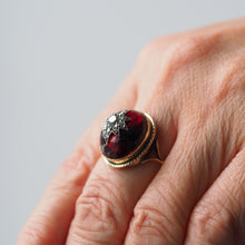 Load image into Gallery viewer, Antique Victorian Diamond Star Garnet Cabochon Ring 14ct Gold - c.1880
