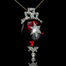 Load image into Gallery viewer, Antique Victorian Garnet &amp; Diamond Star Cabochon Brooch/Pendant 14K Gold c.1870
