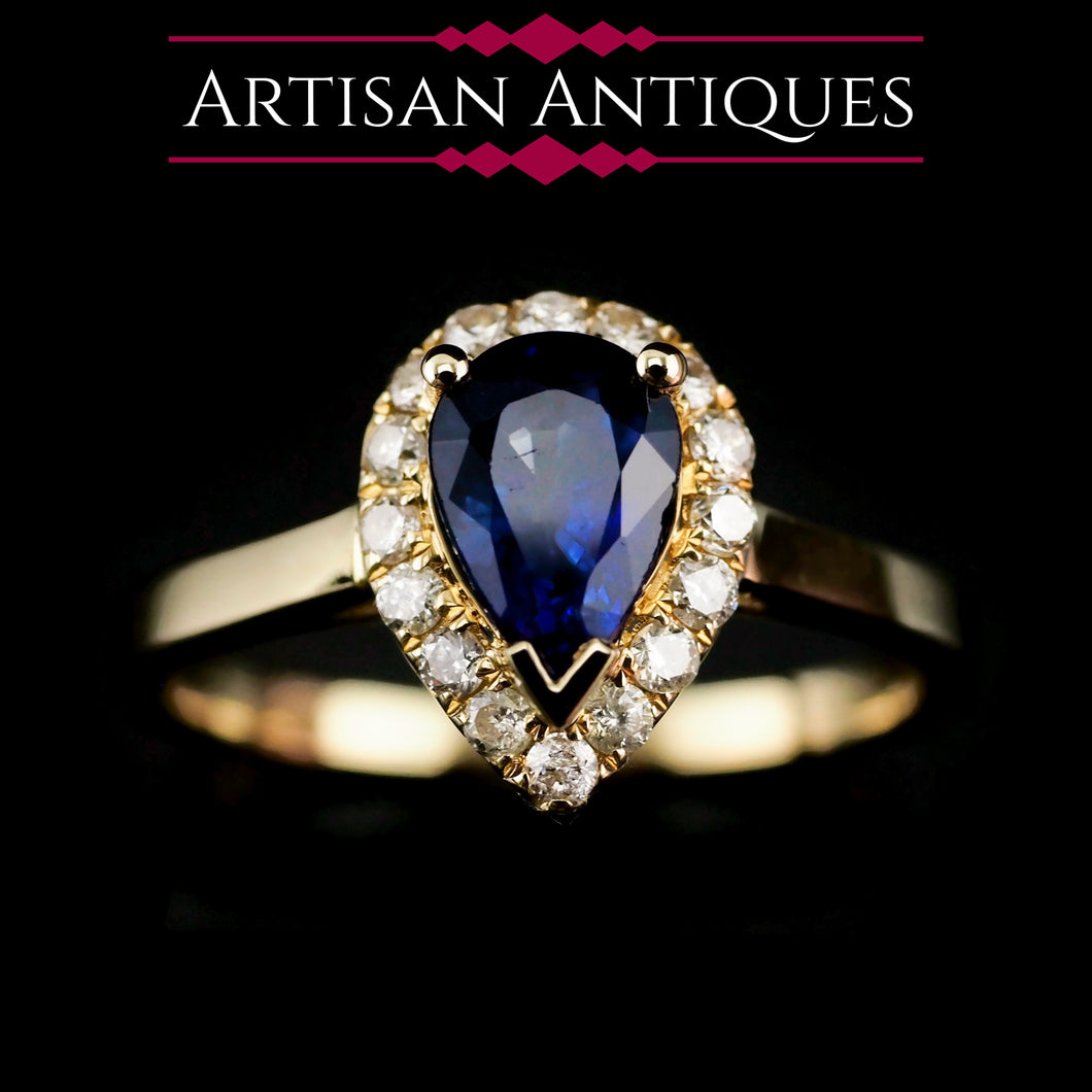 A Stunning 14K Gold Sapphire & Diamond Cluster Ring 1.06 Carat