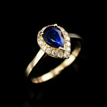 Load image into Gallery viewer, A Stunning 14K Gold Sapphire &amp; Diamond Cluster Ring 1.06 Carat
