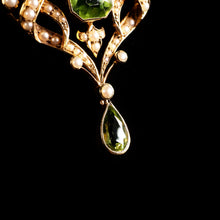 Load image into Gallery viewer, A Beautiful Antique Edwardian 9K Gold Peridot &amp; Seeded Pearl Necklace - c.1900

