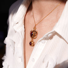 Load image into Gallery viewer, Magnificent Antique Victorian 18ct Gold Garnet Cabochon Necklace - c.1840
