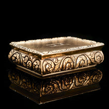 Load image into Gallery viewer, Antique English Georgian Silver Gilt Table Snuff Box - Thomas Shaw 1828 - Artisan Antiques
