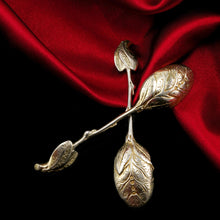 Load image into Gallery viewer, A Beautiful Pair of Antique Victorian Solid Silver Gilt Naturalistic Leaf Spoons - Sebastian Crespell 1842
