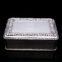 Load image into Gallery viewer, A Huge Solid Silver Table Snuff Box - Daniel &amp; John Wellby 1912 - Artisan Antiques
