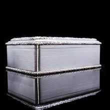 Load image into Gallery viewer, A Huge Solid Silver Table Snuff Box - Daniel &amp; John Wellby 1912 - Artisan Antiques
