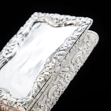 Load image into Gallery viewer, A Solid Silver Table Snuff Box Georgian - Nathaniel Mills 1836 - Artisan Antiques
