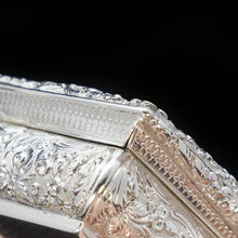 Load image into Gallery viewer, A Solid Silver Table Snuff Box Georgian - Nathaniel Mills 1836 - Artisan Antiques
