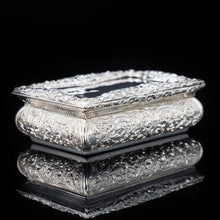 Load image into Gallery viewer, A Solid Silver Table Snuff Box Georgian - Nathaniel Mills 1836 - Artisan Antiques
