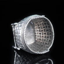 Load image into Gallery viewer, Antique Chinese Solid Silver Trompe L&#39;oeil Salt/Mustard Pot - 19th Century - Artisan Antiques
