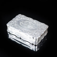 Load image into Gallery viewer, Antique Victorian Table Silver Snuff Box by Frederick Marson - 1896 - Artisan Antiques
