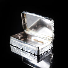 Load image into Gallery viewer, Antique Victorian Table Silver Snuff Box by Frederick Marson - 1896 - Artisan Antiques
