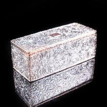 Load image into Gallery viewer, Magnificent Georgian Rose Gold &amp; Silver Table Snuff Box - William Parker 1824 - Artisan Antiques
