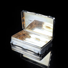 Load image into Gallery viewer, Victorian Heavy Table Silver Snuff Box by Edwards Smith - 1851 - Artisan Antiques
