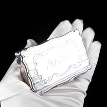 Load image into Gallery viewer, Victorian Heavy Table Silver Snuff Box by Edwards Smith - 1851 - Artisan Antiques
