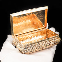 Load image into Gallery viewer, Georgian Silver Gilt Large Table Snuff Box by Thomas Shaw 1826 - Artisan Antiques
