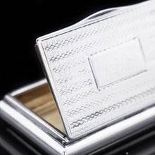 Load image into Gallery viewer, Georgian Solid Silver Engine Turned Snuff Box with Gilt Interior - Thomas Shaw 1837 - Artisan Antiques
