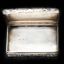 Load image into Gallery viewer, Victorian Silver Hand Engraved Snuff Box by Edward Smith - 1857 - Artisan Antiques
