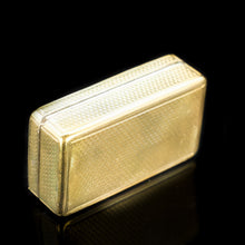 Load image into Gallery viewer, Antique Georgian Silver Gilt Snuff Box - William Edwards 1817 - Artisan Antiques
