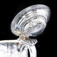 Load image into Gallery viewer, Victorian Silver Lidded Pint Tankard with Gilt Interior - 1840 - Artisan Antiques
