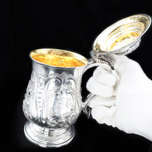 Load image into Gallery viewer, Victorian Silver Lidded Pint Tankard with Gilt Interior - 1840 - Artisan Antiques
