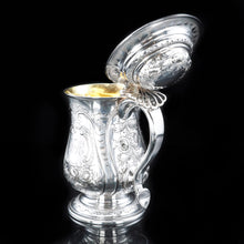 Load image into Gallery viewer, Victorian Silver Lidded Pint Tankard with Gilt Interior - 1840 - Artisan Antiques
