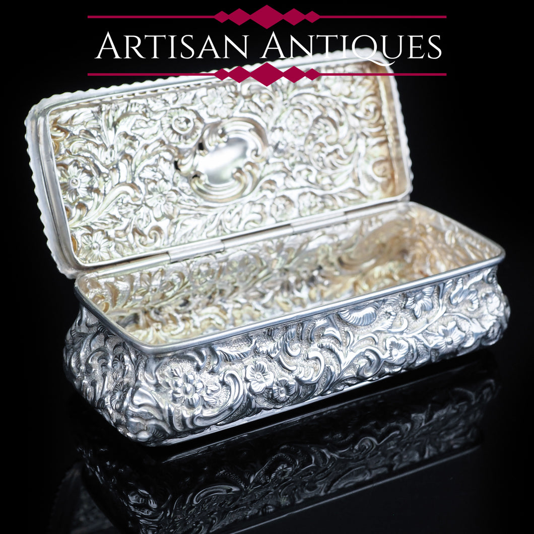 Antique Large Table Snuff Box with Acanthus Repousse - Birmingham 1901 - Artisan Antiques