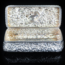 Load image into Gallery viewer, Antique Large Table Snuff Box with Acanthus Repousse - Birmingham 1901 - Artisan Antiques
