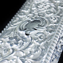 Load image into Gallery viewer, Antique Large Table Snuff Box with Acanthus Repousse - Birmingham 1901 - Artisan Antiques
