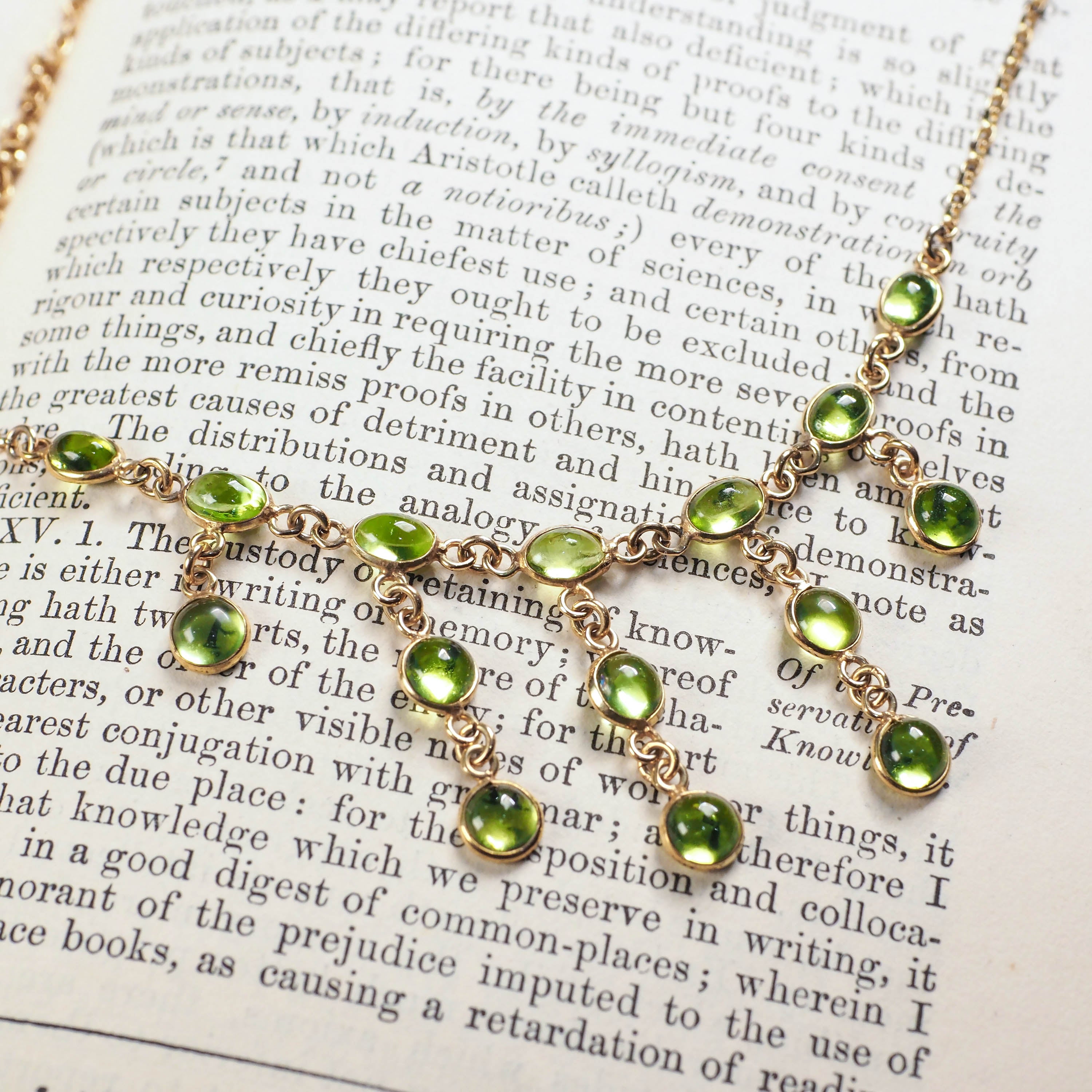 Vintage 9K Gold Peridot Cabochon Cascade Drop Necklace