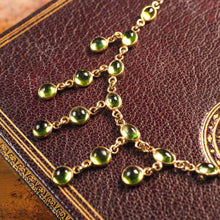Load image into Gallery viewer, Vintage 9K Gold Peridot Cabochon Cascade Drop Necklace

