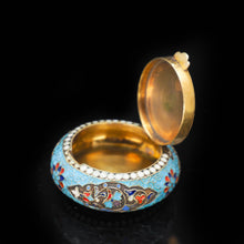 Load image into Gallery viewer, Russian Cloisonne Enamel Silver Pill Box - Grigory Sbitnev c.1900 - Artisan Antiques

