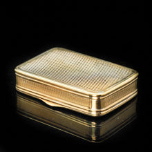 Load image into Gallery viewer, Georgian Silver Gilt Engine Turned Snuff Box - John Reily, 1829 - Artisan Antiques
