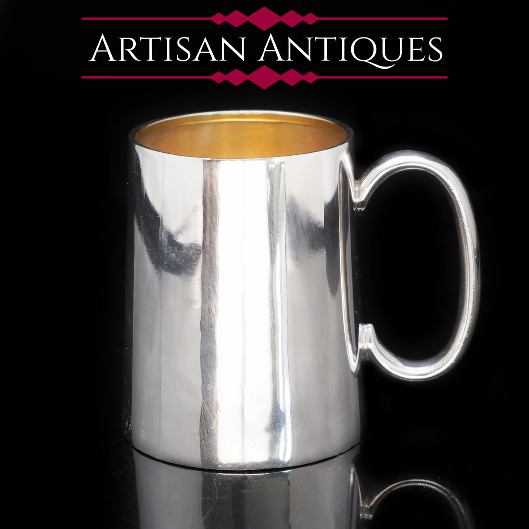 A Dainty Solid Silver Mug with Gilt Interior - Robert Pringle & Sons 1942 - Artisan Antiques