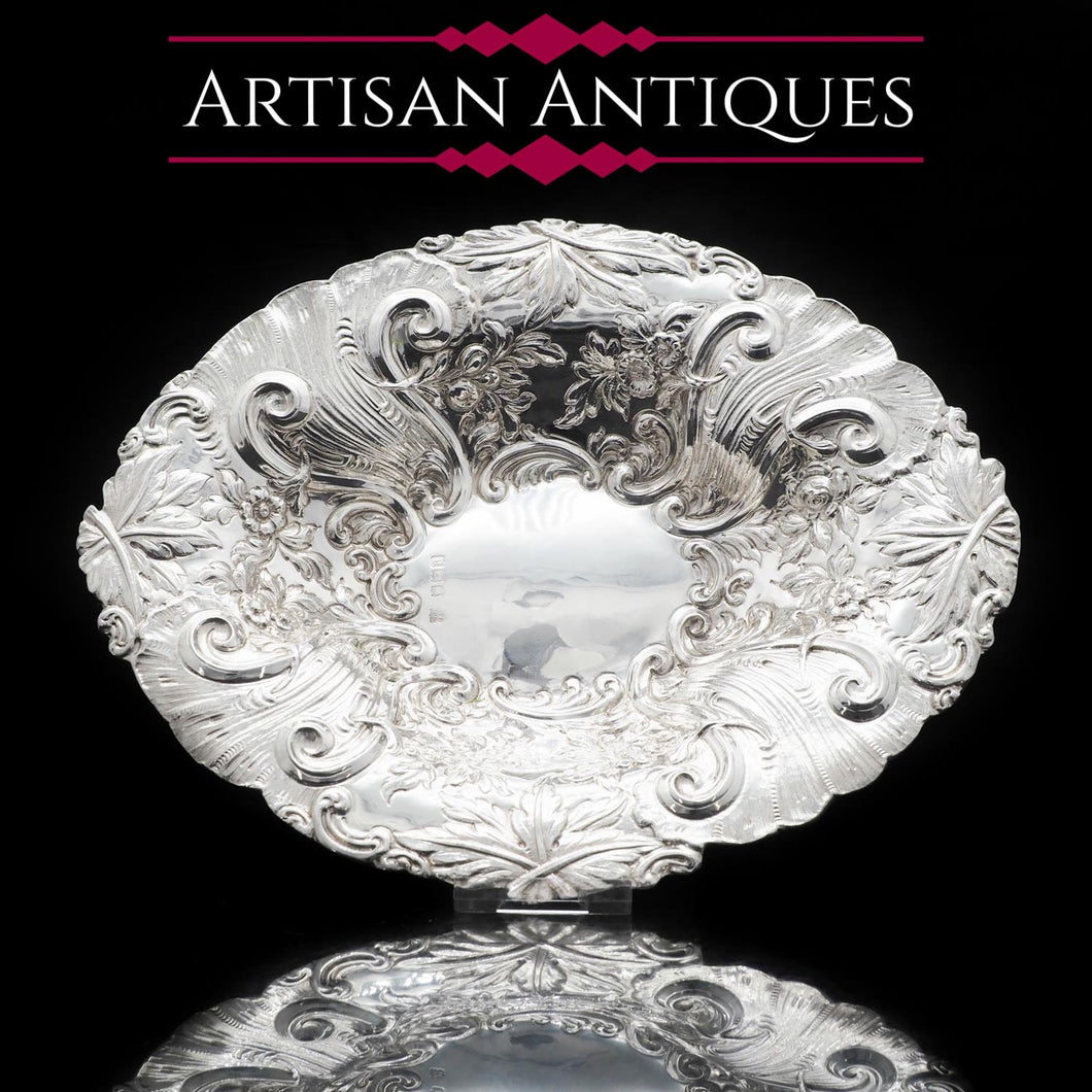 An Ornate Victorian Solid Silver Chased Dish - Goldsmiths & Silversmiths Co 1896 - Artisan Antiques