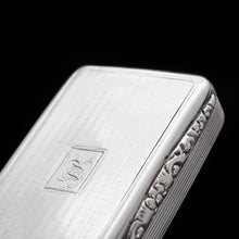 Load image into Gallery viewer, Georgian Engine Turned Solid Silver Snuff Box - Edward Smith 1835 - Artisan Antiques
