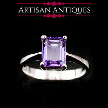Load image into Gallery viewer, An 18K White Gold &#39;Emerald Cut&#39; Amethyst Ring
